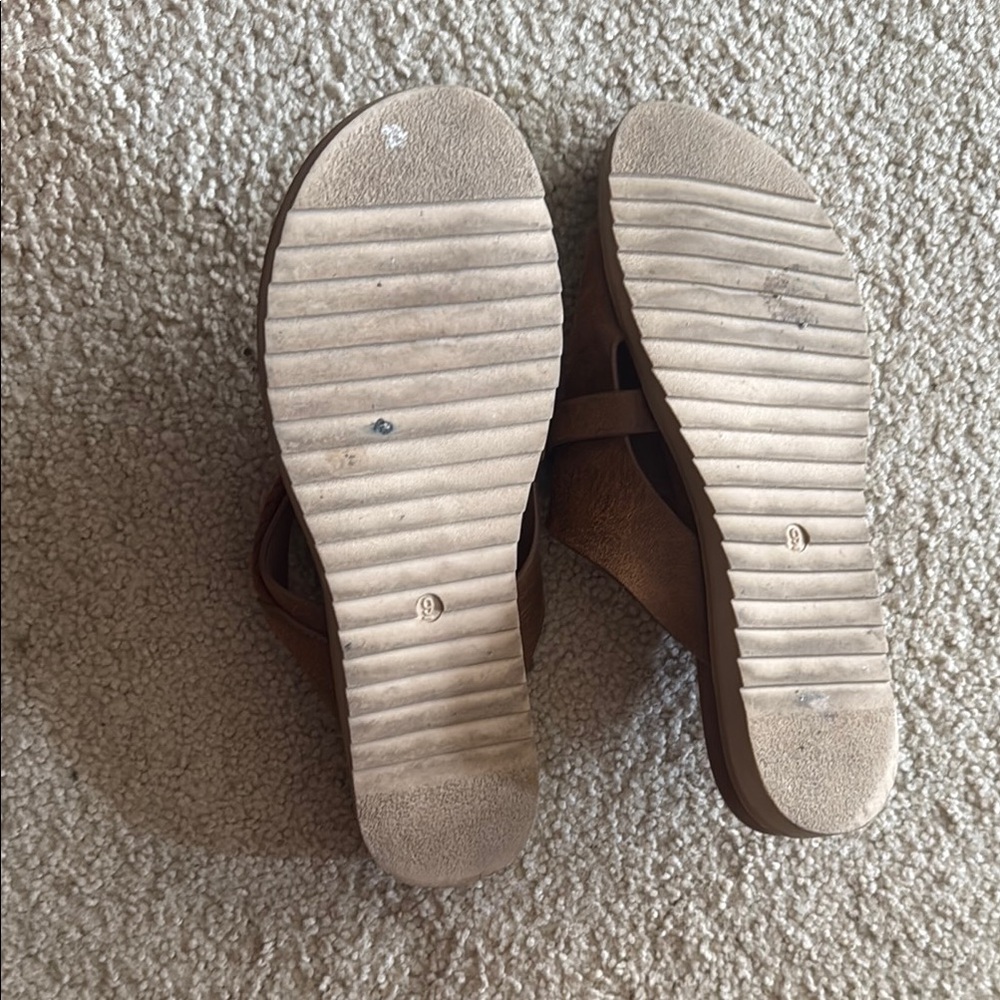 Very G Brown Leather Sandals - Picture 4 of 6